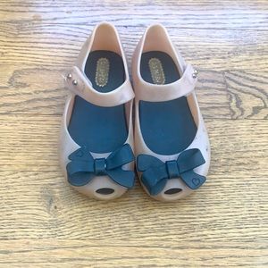 Mini Melissa black bow nude peep toe girls shoes